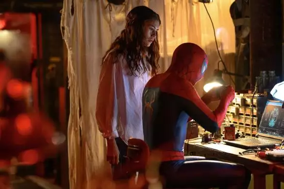 SpiderManBrandNewDay_134308369808649264_big-cine_deskt.webp