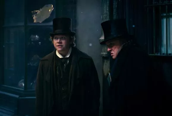 EbenezerAChristmasCarol_134360168691130799_big-cine_deskt.webp