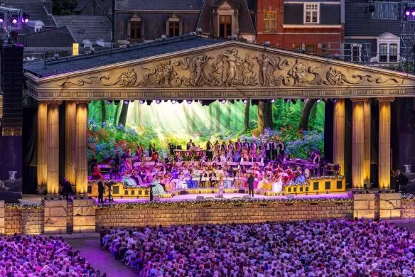 AndrC3A9Rieus2026SummerConcertVivaMaastricht_134284167924088930_big-cine_deskt.webp